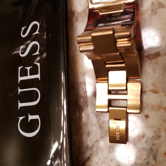 Guess Watch - Picture 6 of 7